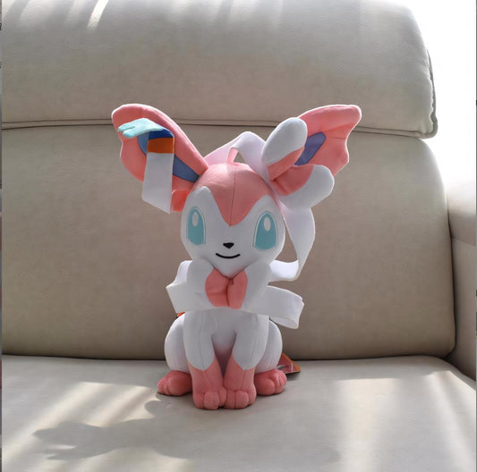 Niedliches Taschenmonster Plüschtier – Weich & Kuschelig für alle Fans! Stuffed Animal Doll Feelinara Feelinara, Pokemon, furry, Furry Plush, Plüschtier, Kuscheltier, weiches Stofftier, superweiches Plüschtier, Kawaii, Geschenk für Furry-Fans, Furry Fandom, Anime Plüschtier, Kawaii Plüsch Adorable Pocket Monster Plush – Soft and Cuddly Companion for All Ages Sylveon Sylveon Pokemon Plush furry Toy Stuffed Animal Soft Plush Kawaii Furry Gift Furry Fandom Fluffy Anime Kawaii Plushie Sylveon Plush